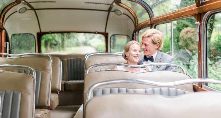 oldtimer bus als hochzeitsauto