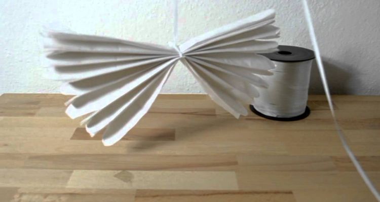 Seidenpapier Pompoms selber machen