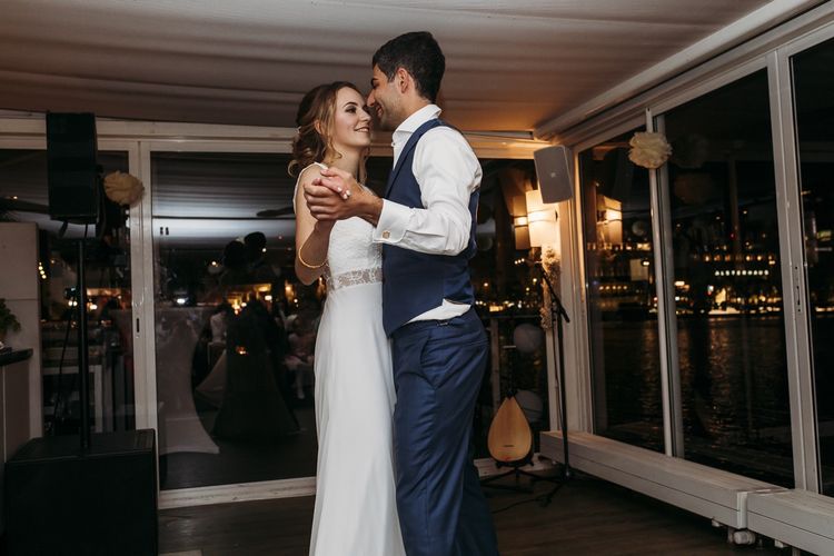 Romantischer Hochzeitstanz