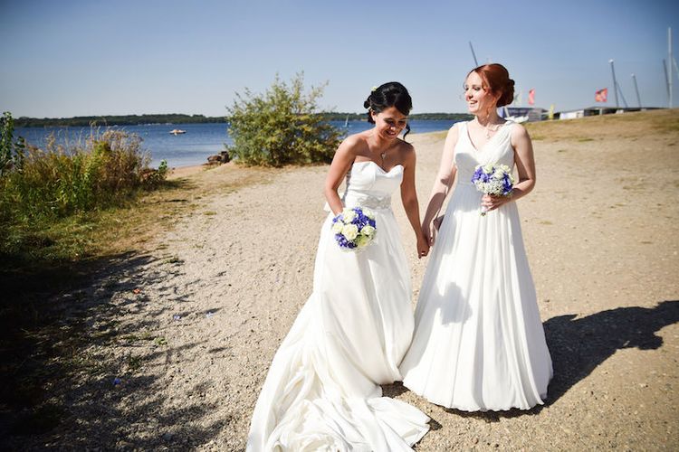 Wenn zwei Frauen heiraten Gleichgeschlechtliche Hochzeit am Boot