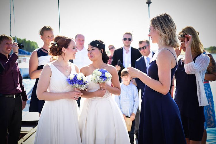 Wenn Zwei Frauen Heiraten Gleichgeschlechtliche Hochzeit Am Boot 